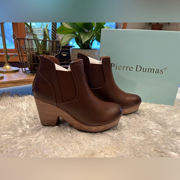 Pierre Dumas Shoes - Beautiful “Pamela” Pierre Dumas booties.  Whiskey in color. Size 7. New with box